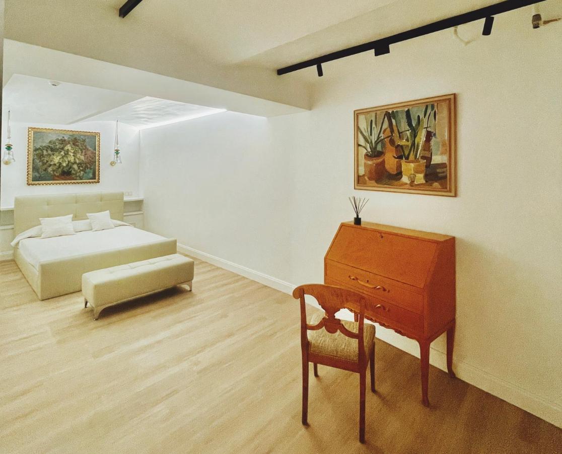 Elizabetes Appartments リガ エクステリア 写真